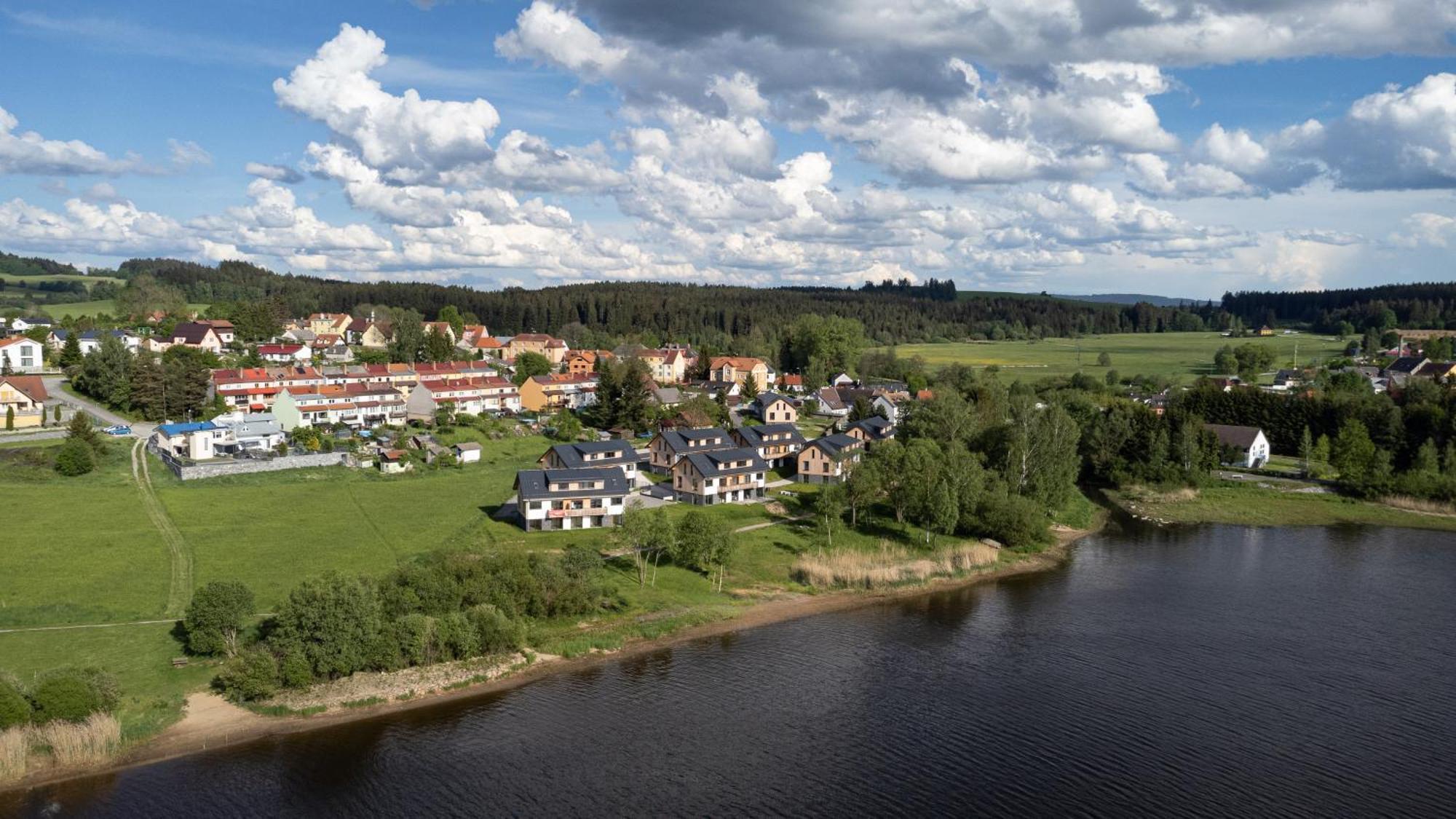 Resort Male Lipno Cerna v Posumavi Luaran gambar